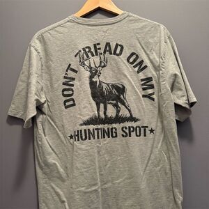 Bass Pro Shops Men's Graphic T-Shirt Gray "Don't Tread on My Hunting Spot"